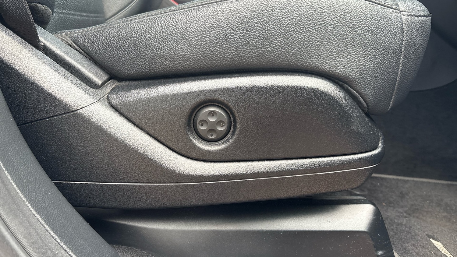 Used Mercedes-Benz GLE 2016 for sale - 76696888: Photo 29