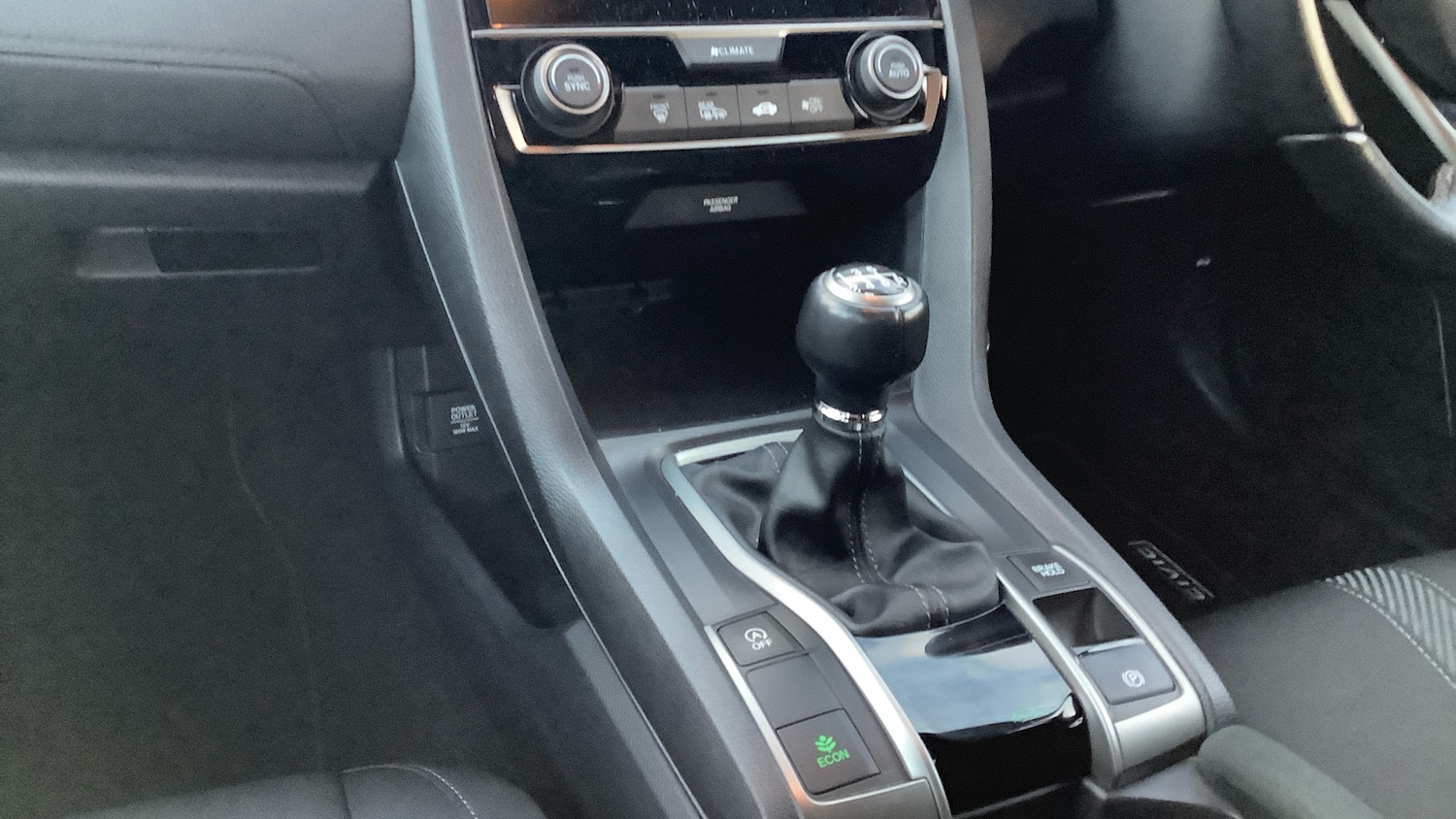 Used Honda Civic 2019 for sale - 76796851: Photo 13