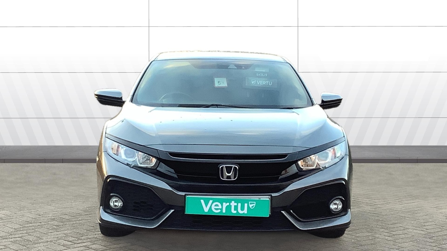 Used Honda Civic 2019 for sale - 76796851: Photo 3