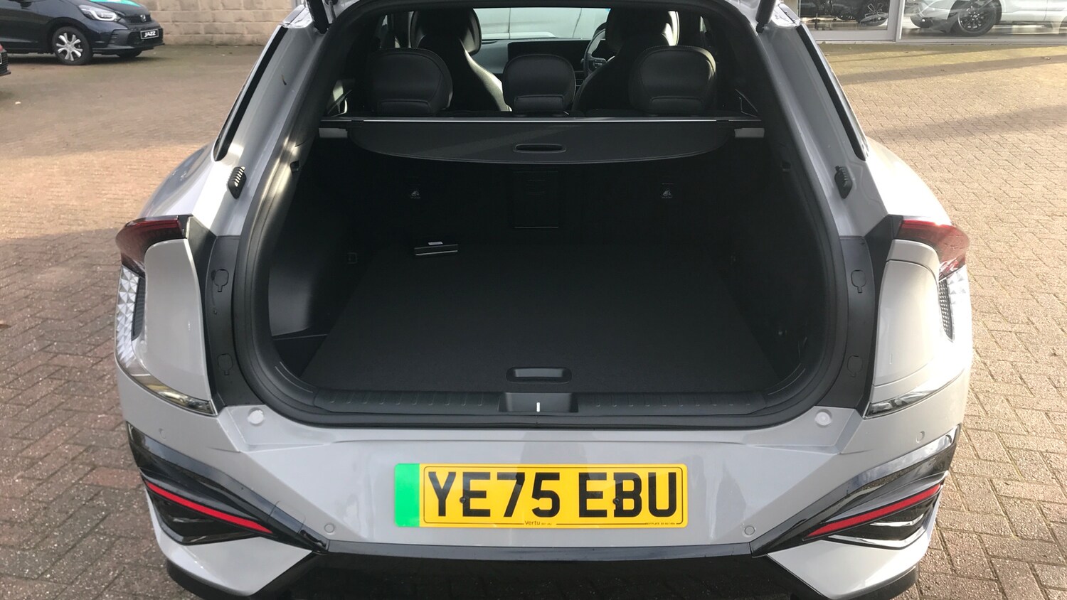 Used Kia EV6 2025 for sale - 76493742: Photo 4