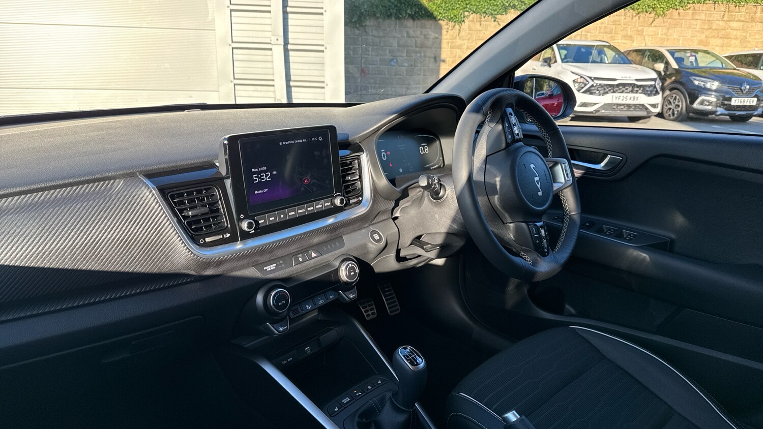 Used Kia Stonic 2025 for sale - 76583158: Photo 9