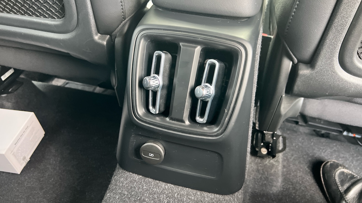 Used Volvo XC40 2021 for sale - 76421775: Photo 25