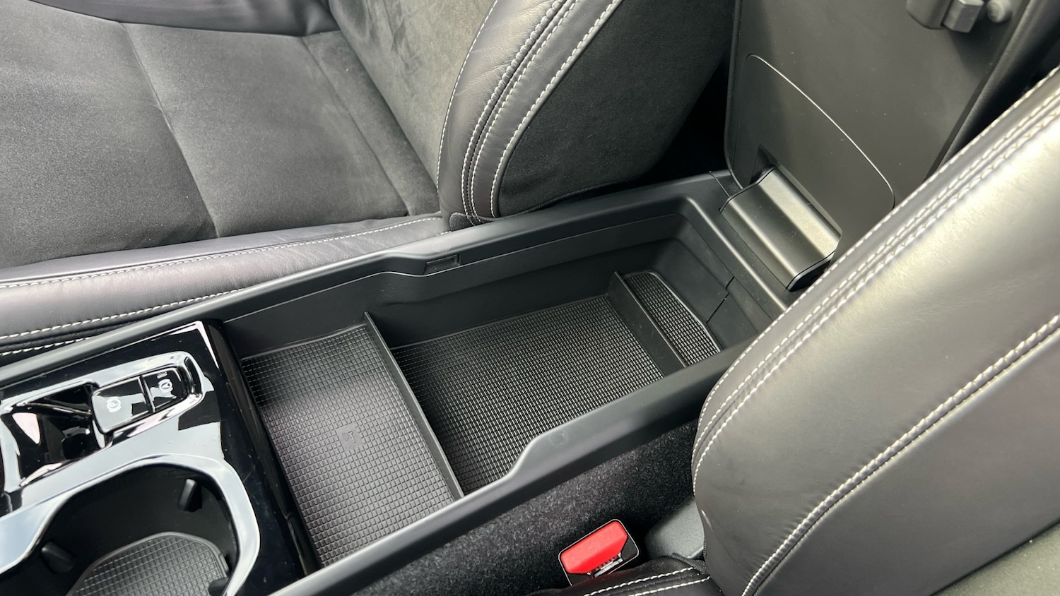 Used Volvo XC40 2021 for sale - 76421775: Photo 36