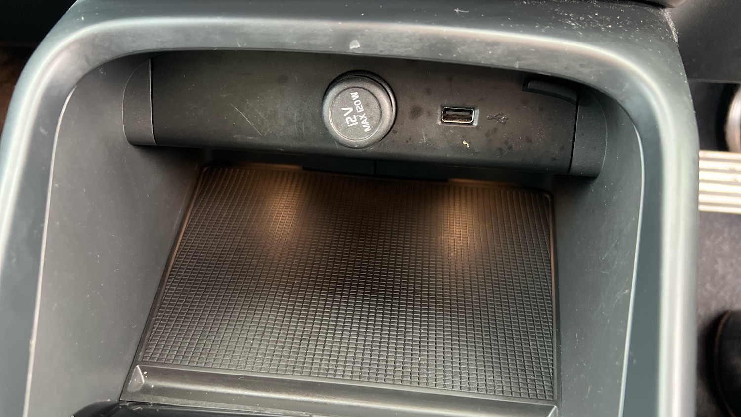 Used Volvo XC40 2021 for sale - 76421775: Photo 42