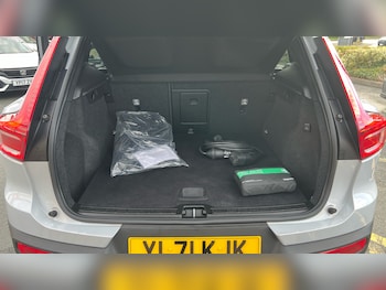 Used Volvo XC40 2021 for sale - 76421775: Photo