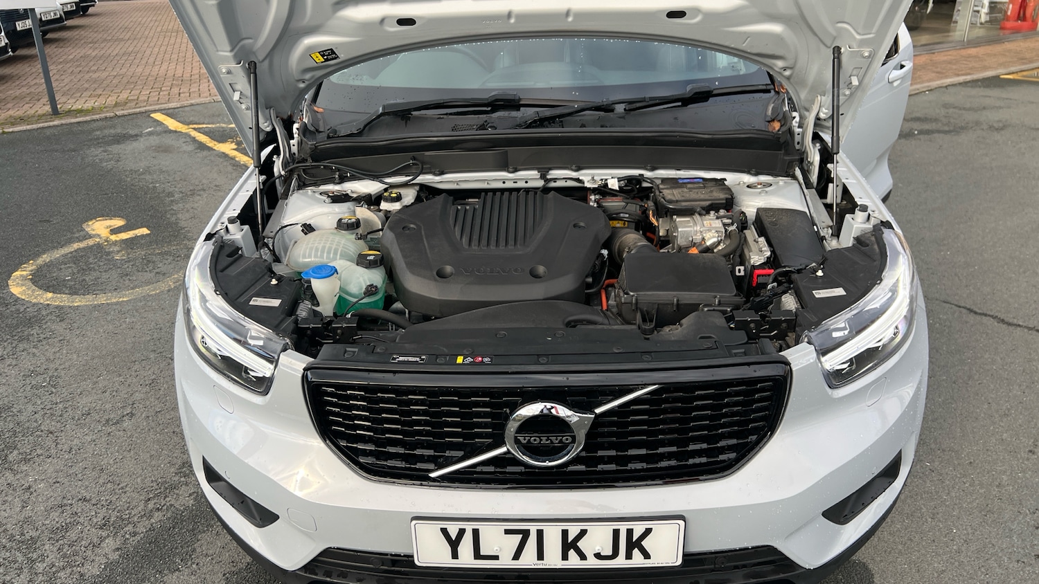 Used Volvo XC40 2021 for sale - 76421775: Photo 8