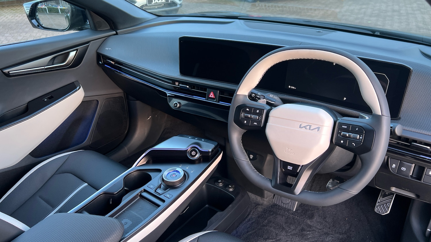 Used Kia EV6 2025 for sale - 76493744: Photo 11