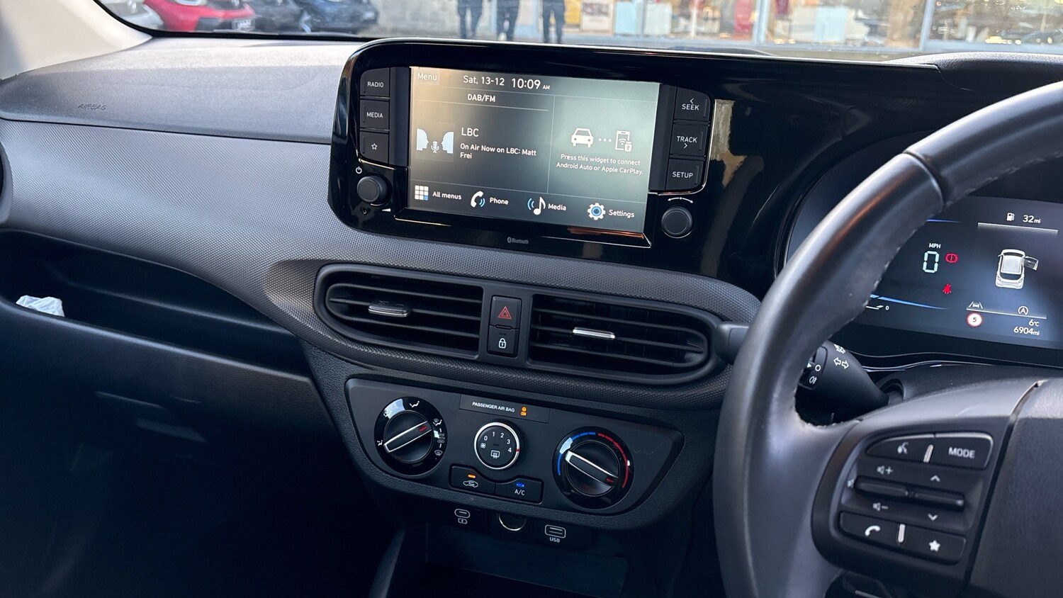 Used Hyundai i10 2023 for sale - 77567620: Photo 12