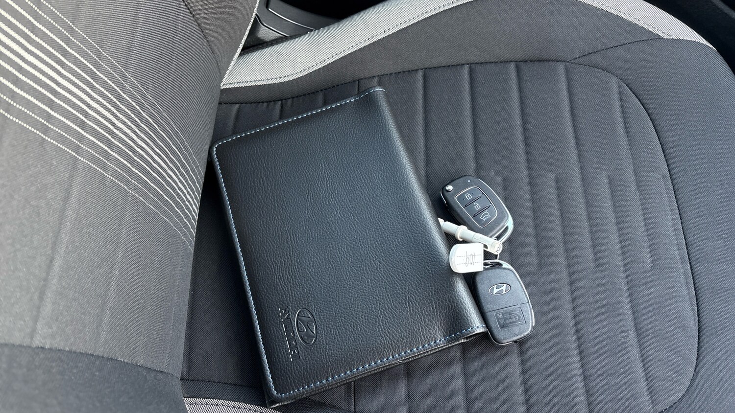 Used Hyundai i10 2023 for sale - 77567620: Photo 19