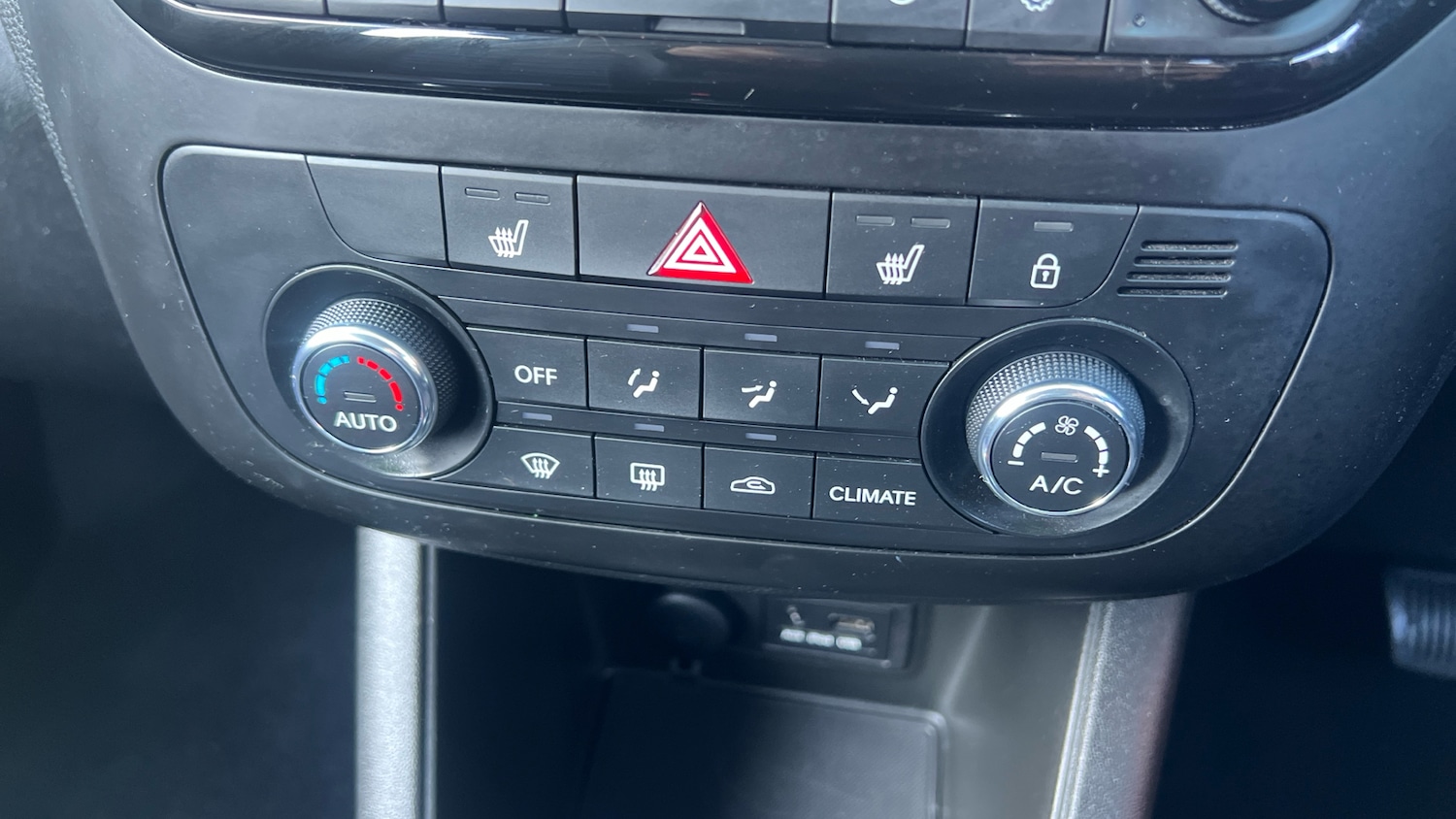 Used Kia Venga 2019 for sale - 77761750: Photo 31