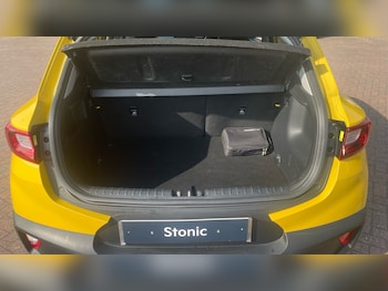 Used Kia Stonic 2023 for sale - 79287639: Photo