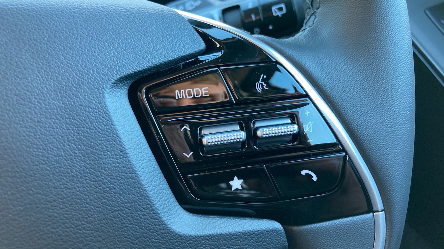 Used Kia Niro 2025 for sale - 76493759: Photo 30