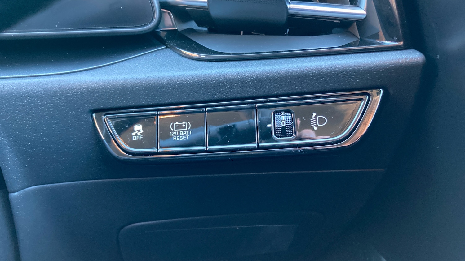 Used Kia Niro 2025 for sale - 76493759: Photo 32