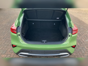 Used Kia XCeed 2024 for sale - 77871869: Photo