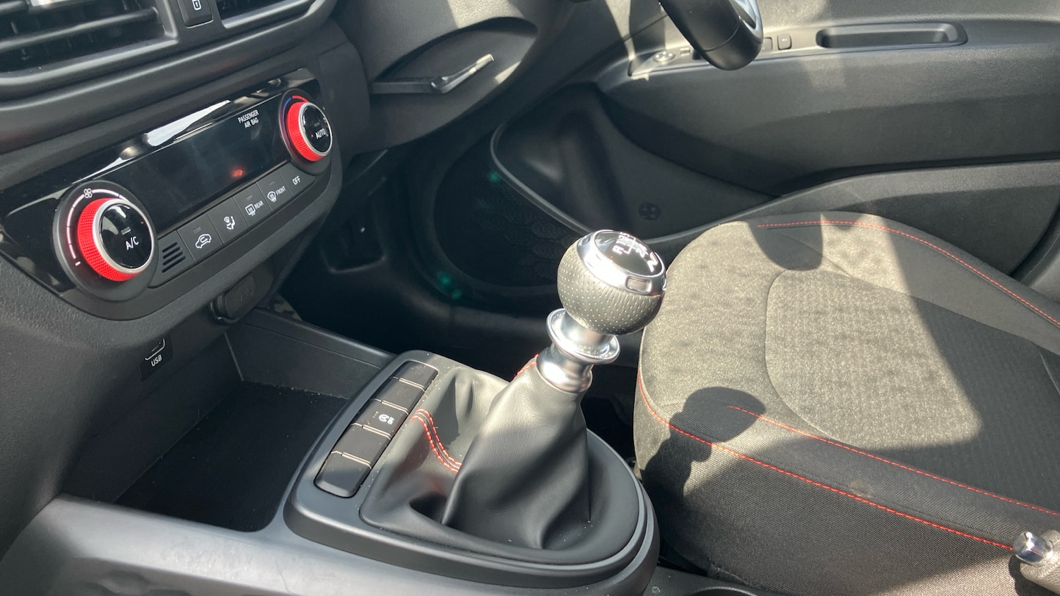 Used Hyundai i10 2022 for sale - 77340246: Photo 13