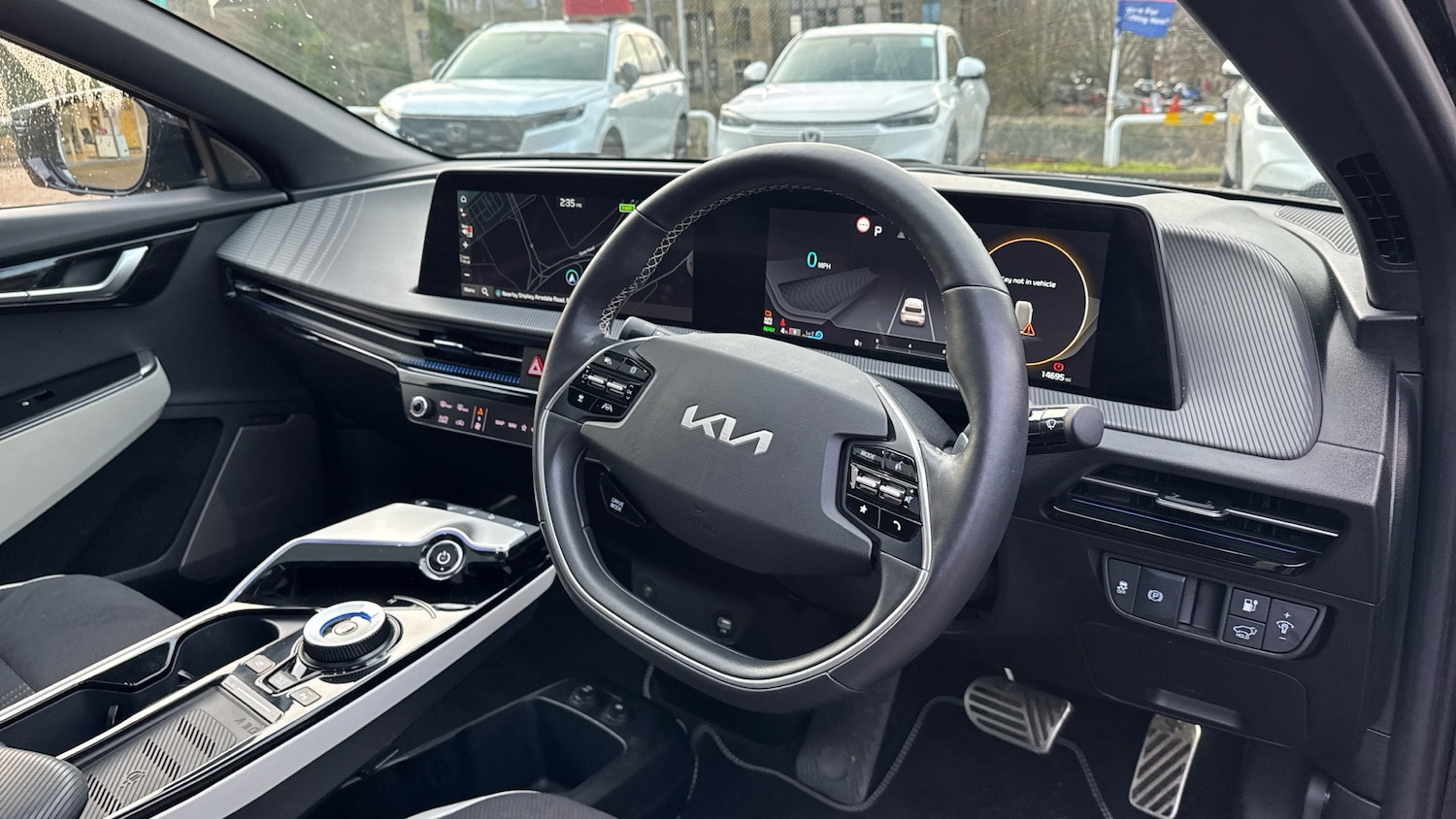 Used Kia EV6 2023 for sale - 76859009: Photo 11