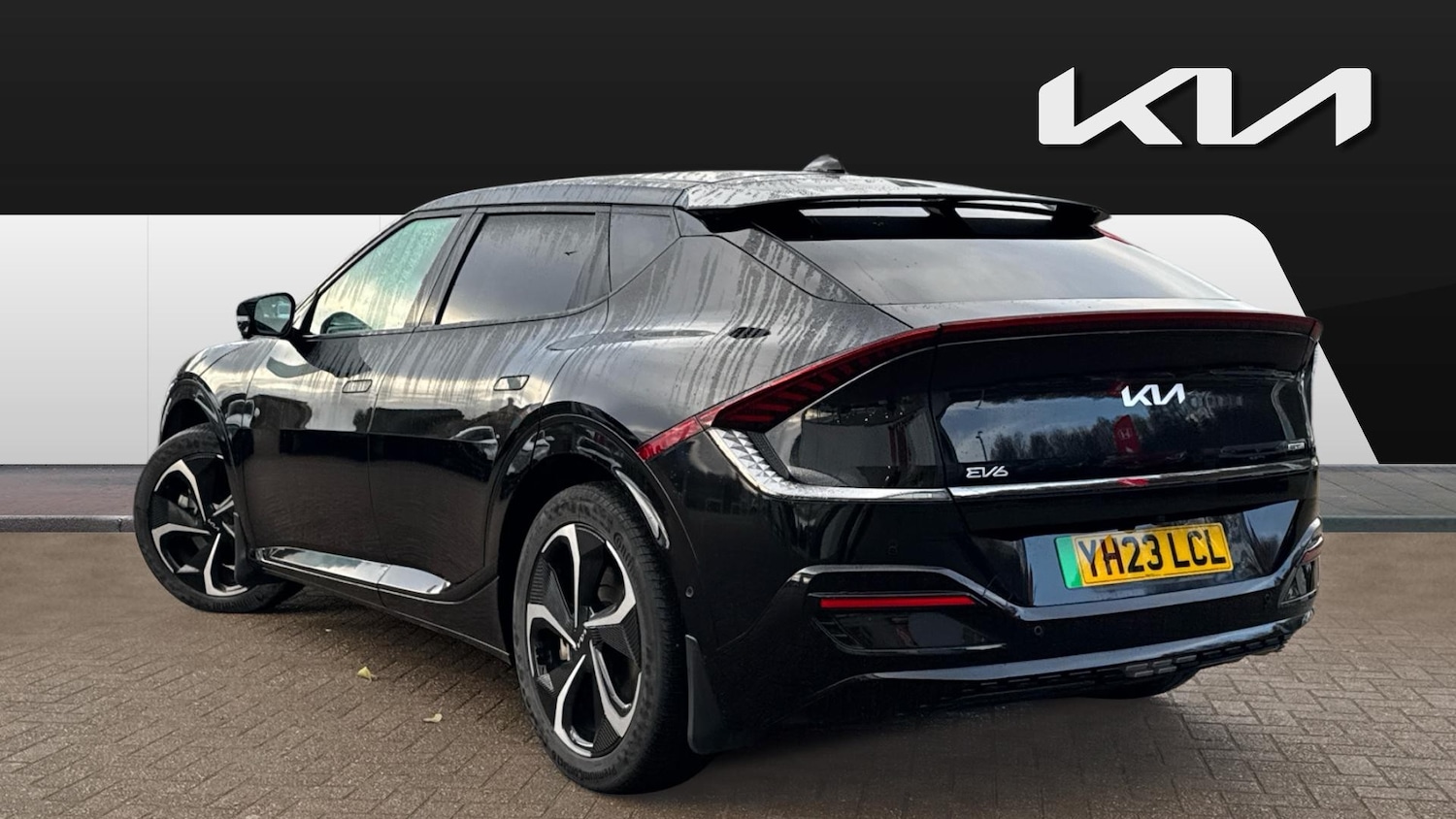 Used Kia EV6 2023 for sale - 76859009: Photo 2