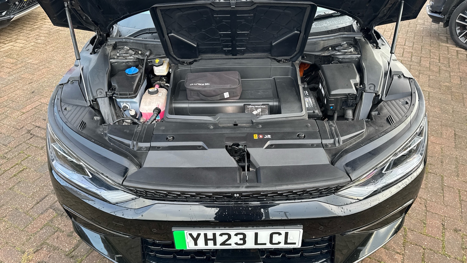 Used Kia EV6 2023 for sale - 76859009: Photo 8