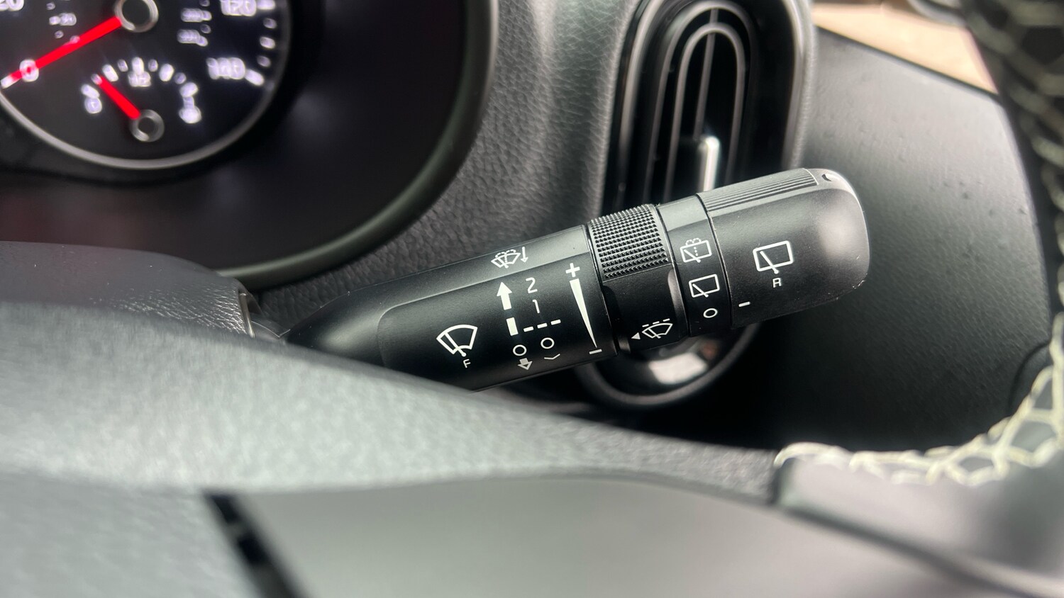 Used Kia Picanto 2023 for sale - 77830376: Photo 23