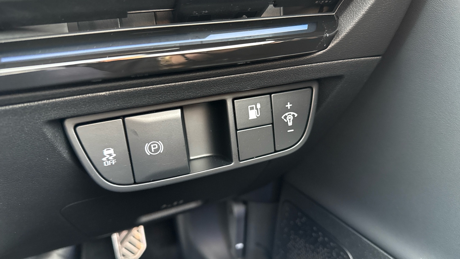 Used Kia EV6 2025 for sale - 77845190: Photo 36