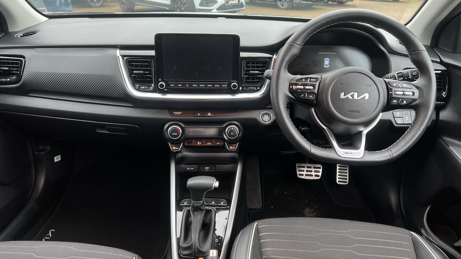 Used Kia Stonic 2024 for sale - 76736388: Photo 10