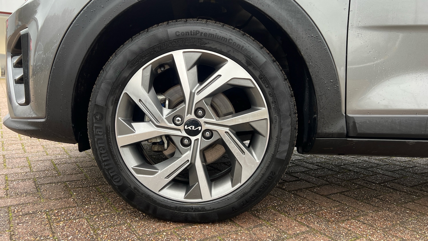 Used Kia Stonic 2024 for sale - 76736388: Photo 7