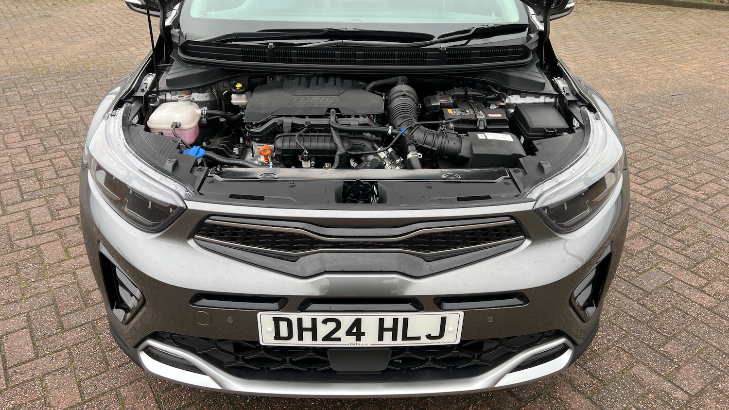 Used Kia Stonic 2024 for sale - 76736388: Photo 8