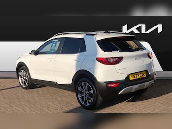Used Kia Stonic 2023 for sale - 77743159: Photo