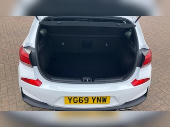 Used Hyundai i30 2019 for sale - 77830377: Photo