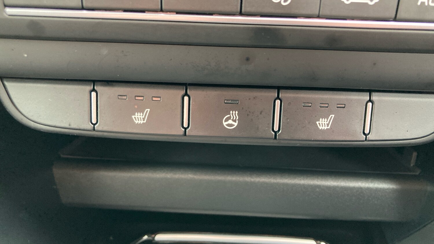 Used Kia XCeed 2025 for sale - 78149760: Photo 24