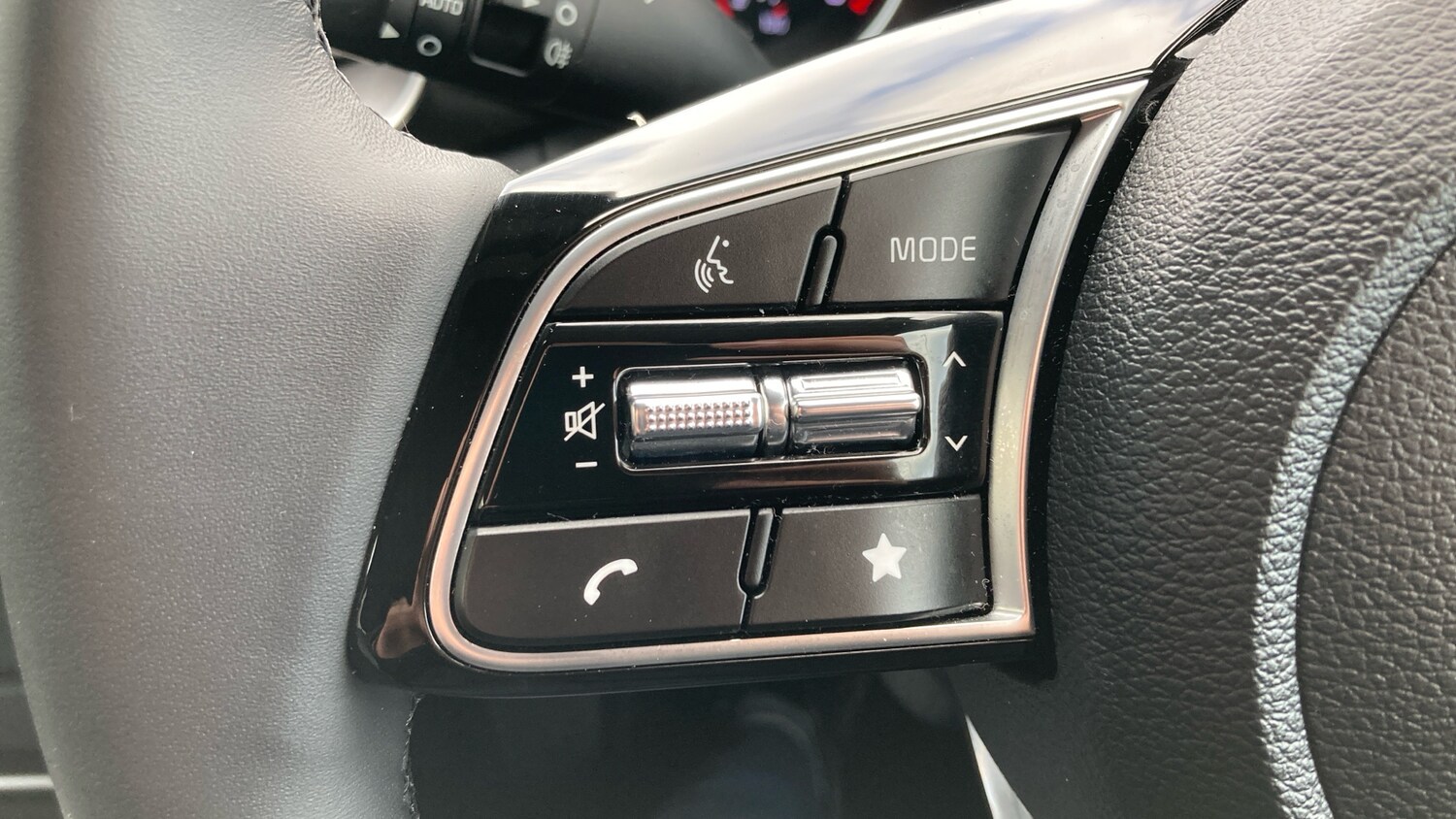 Used Kia XCeed 2025 for sale - 78149760: Photo 29