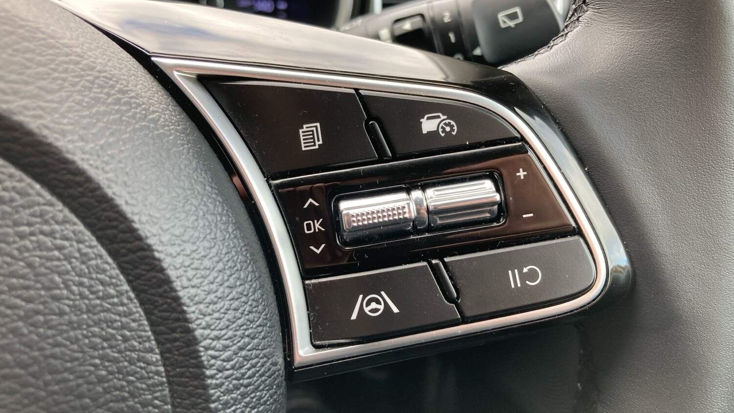 Used Kia XCeed 2025 for sale - 78149760: Photo 30