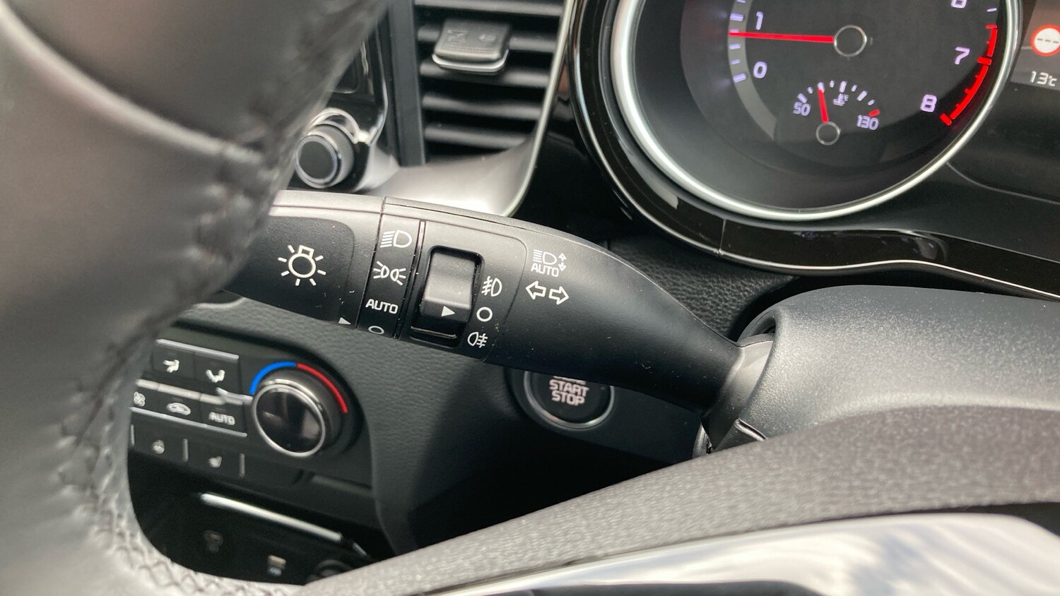 Used Kia XCeed 2025 for sale - 78149760: Photo 32