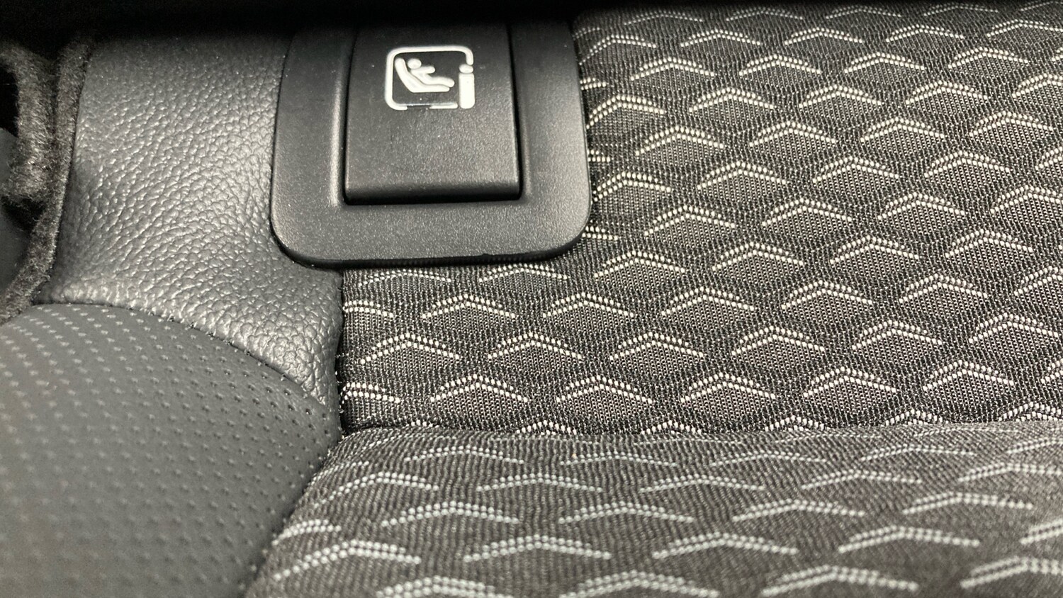 Used Kia XCeed 2025 for sale - 78149760: Photo 38