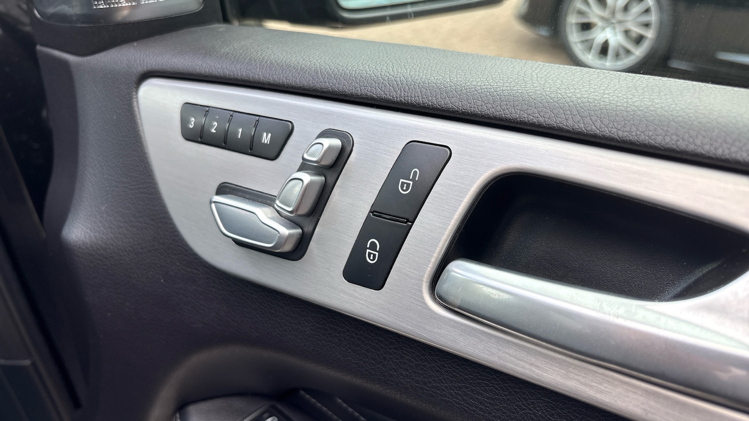 Used Mercedes-Benz GLE 2016 for sale - 76421764: Photo 27