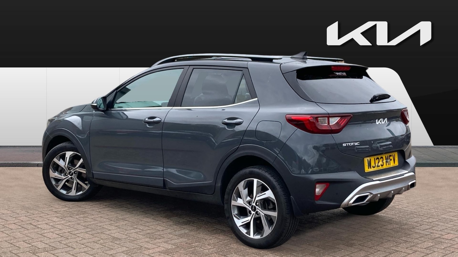 Used Kia Stonic 2023 for sale - 78190885: Photo 2