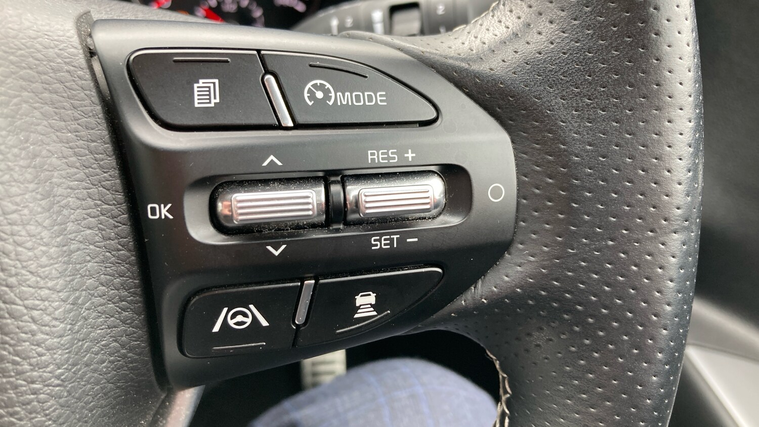 Used Kia Stonic 2023 for sale - 78190885: Photo 26