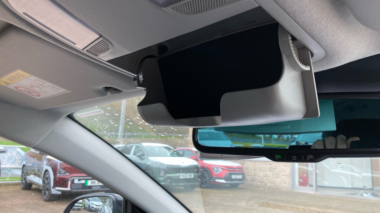 Used Kia Stonic 2023 for sale - 78190885: Photo 32