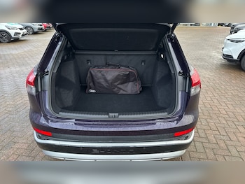 Used Audi Q4 e-tron 2022 for sale - 76736386: Photo