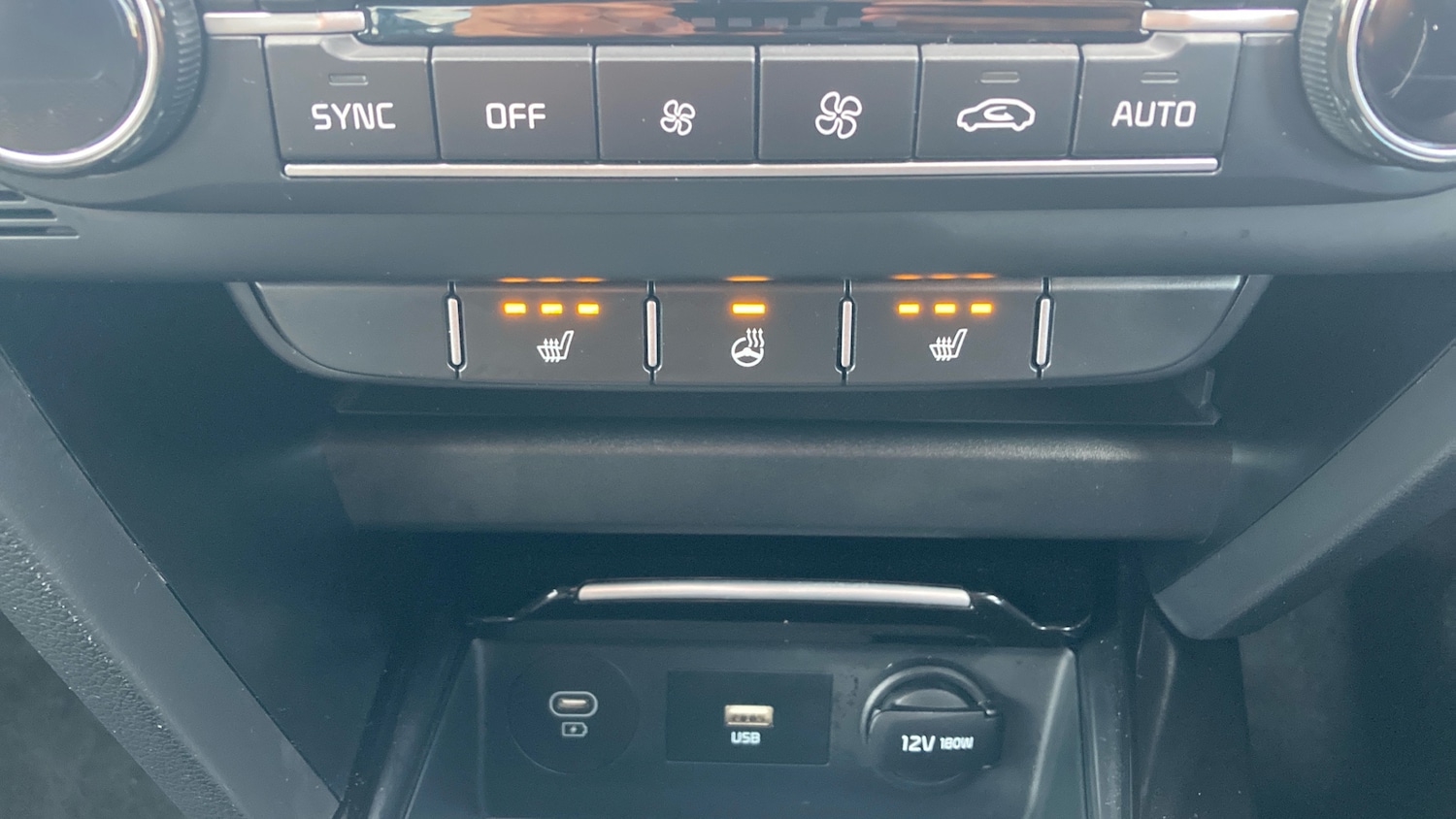 Used Kia XCeed 2024 for sale - 76959758: Photo 37