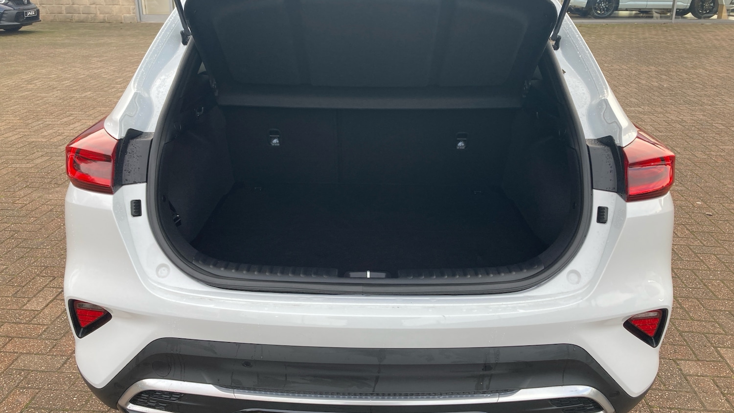 Used Kia XCeed 2024 for sale - 76959758: Photo 4