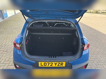 Used Kia Stonic 2023 for sale - 78004277: Photo