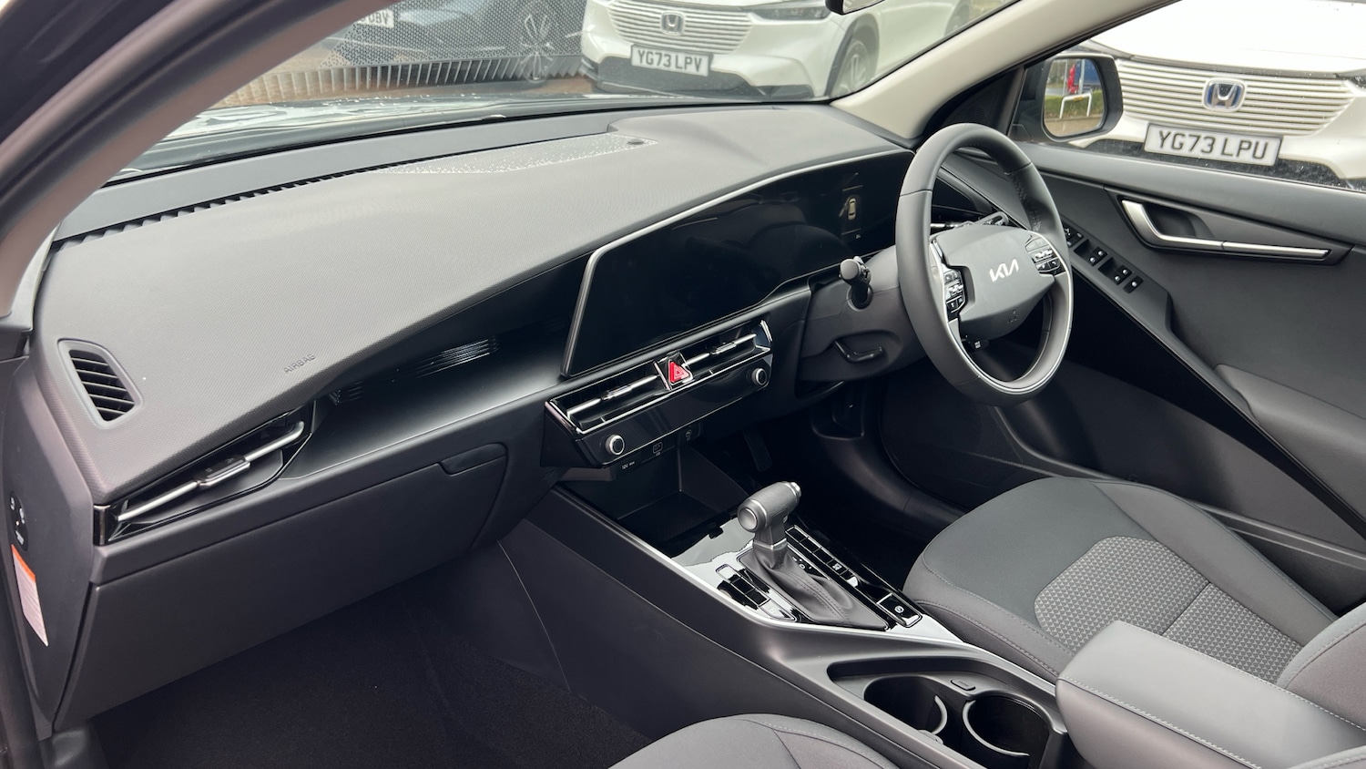 Used Kia Niro 2025 for sale - 76493746: Photo 9