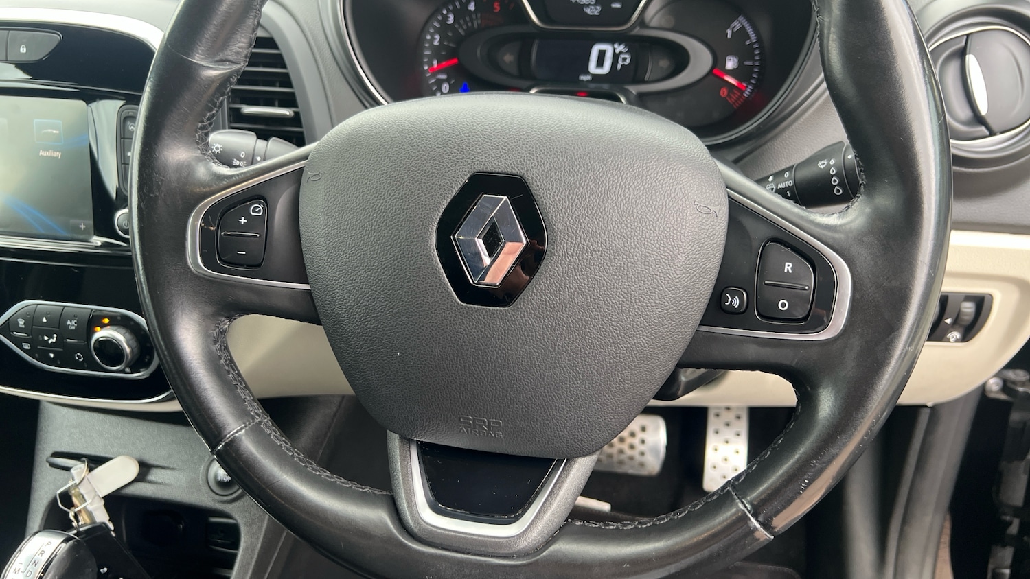 Used Renault Captur 2018 for sale - 76363219: Photo 36