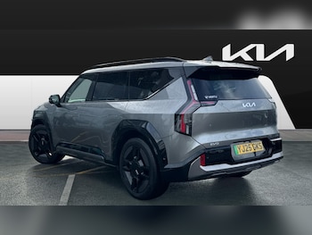 Used Kia EV9 2025 for sale - 76114838: Photo 2