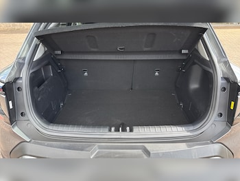 Used Kia Stonic 2026 for sale - 78542936: Photo