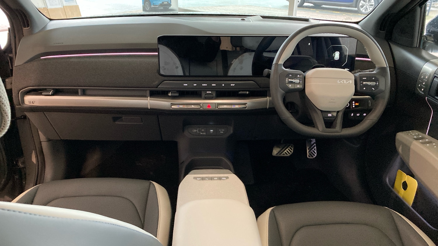 Used Kia EV3 2025 for sale - 77965618: Photo 10