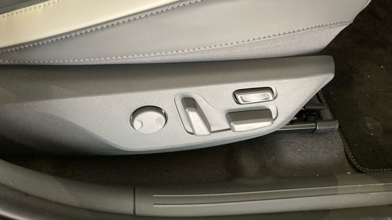 Used Kia EV3 2025 for sale - 77965618: Photo 37