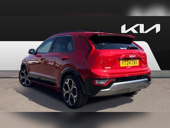Used Kia Niro 2024 for sale - 76180855: Photo 2
