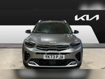 Used Kia Stonic 2024 for sale - 77618788: Photo